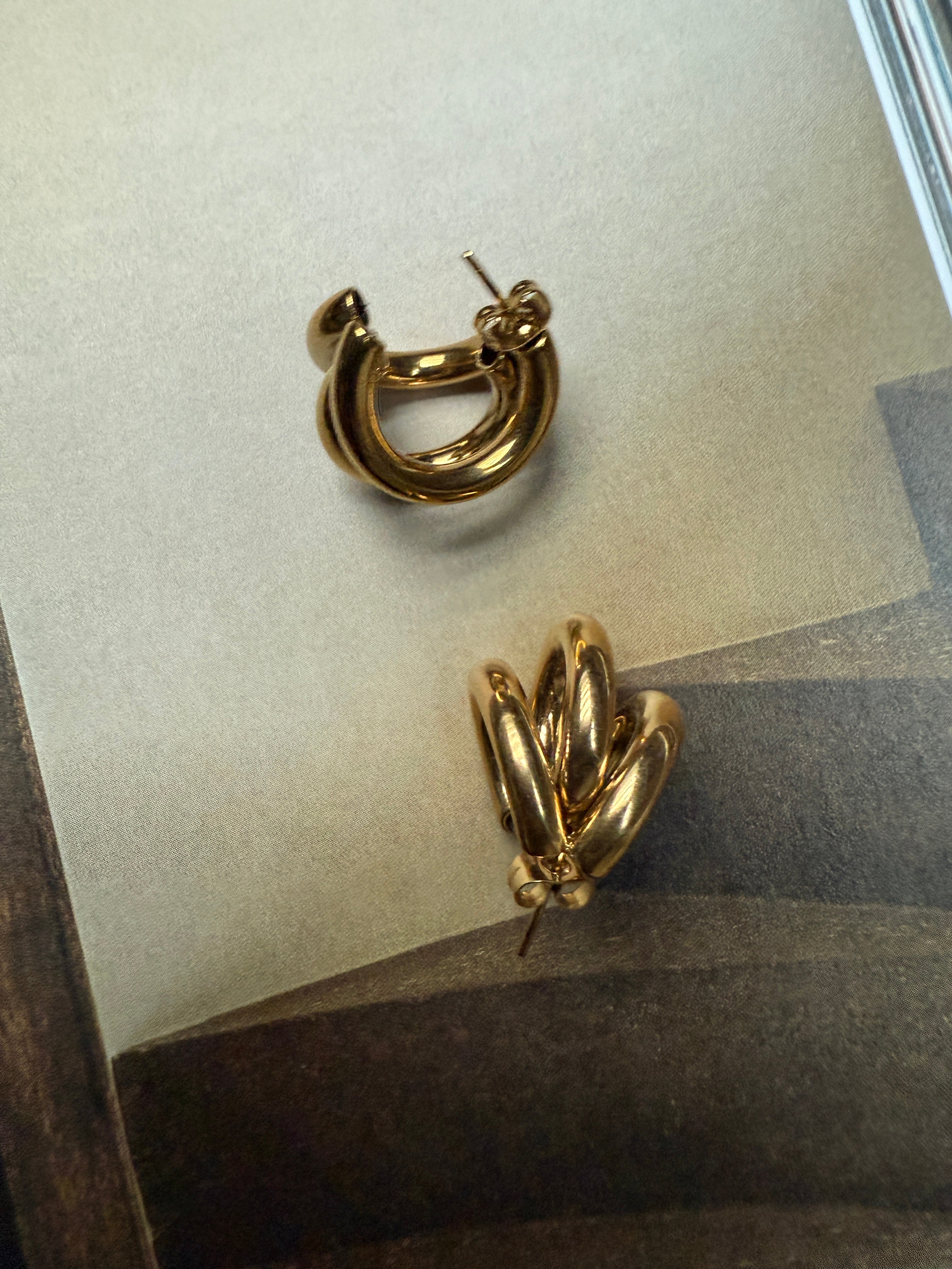 ALYNE earrings