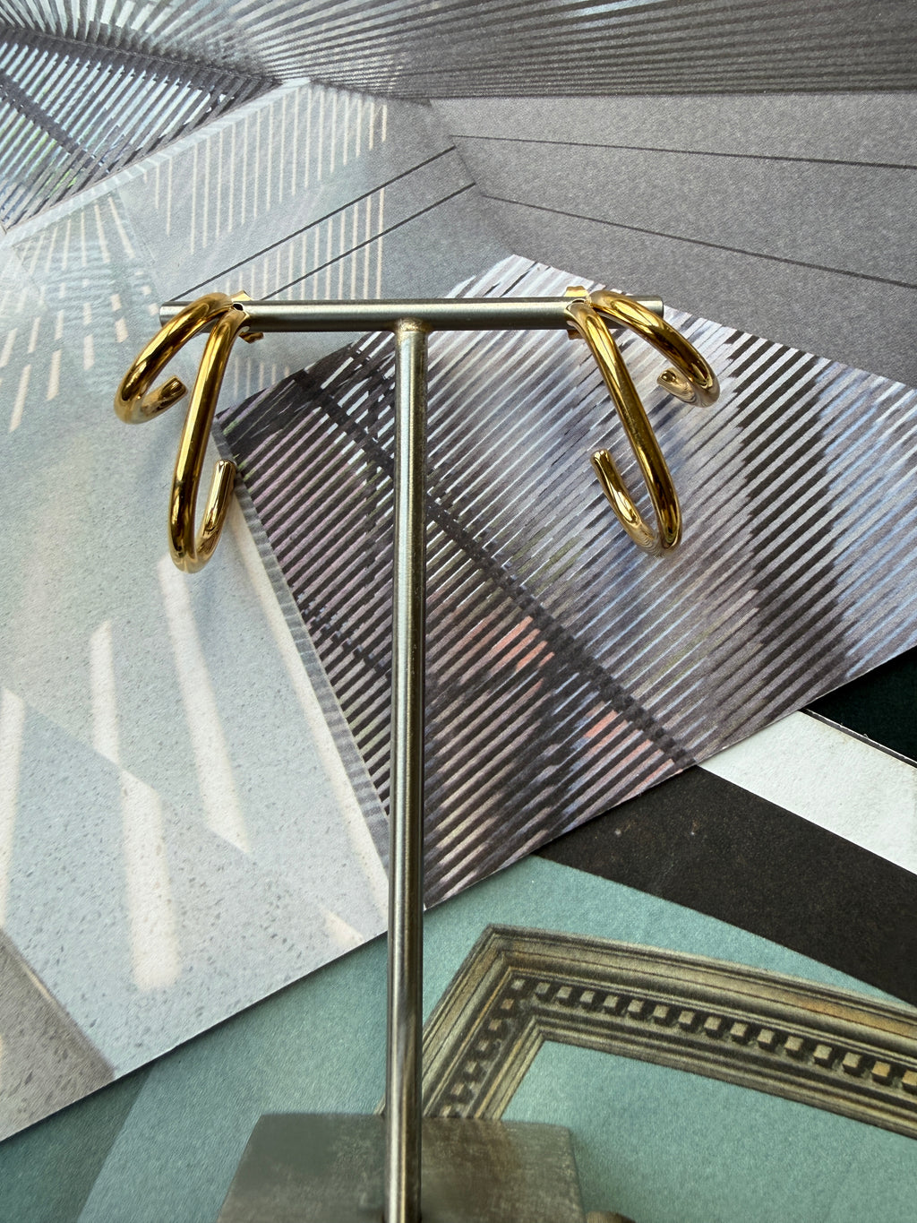 EARRINGS / STAINLESS STEEL