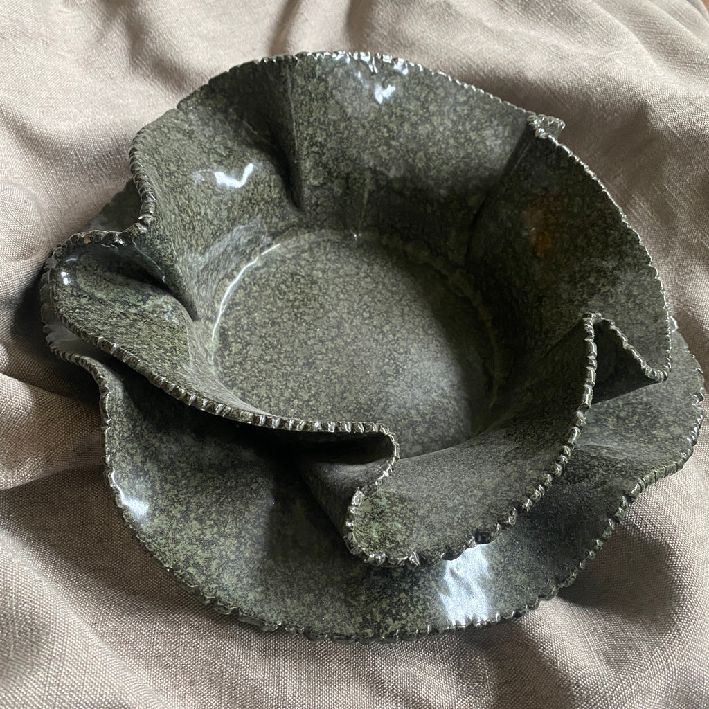 HAND MADE CERAMIC BOWL