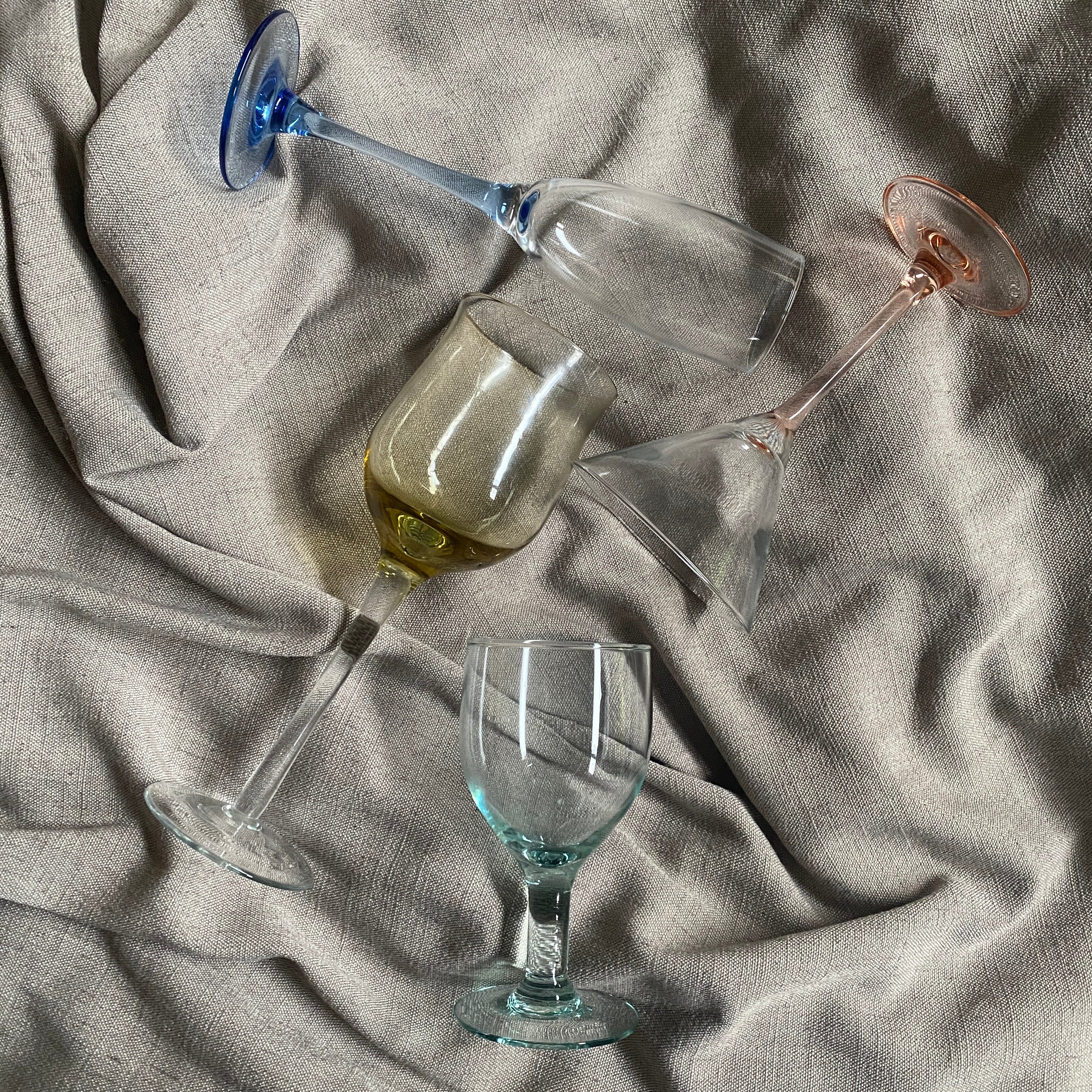 SET OF MIX & MATCH GLASSES