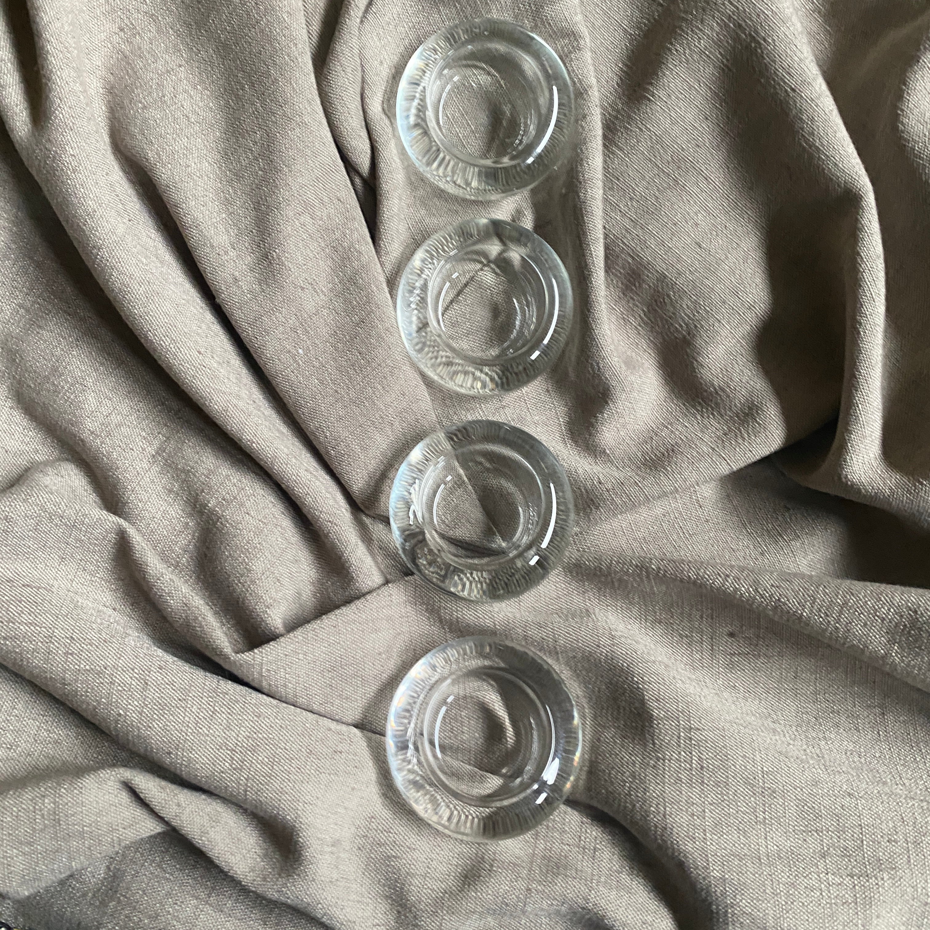 SET OF 4 CANDLEHOLDERS’