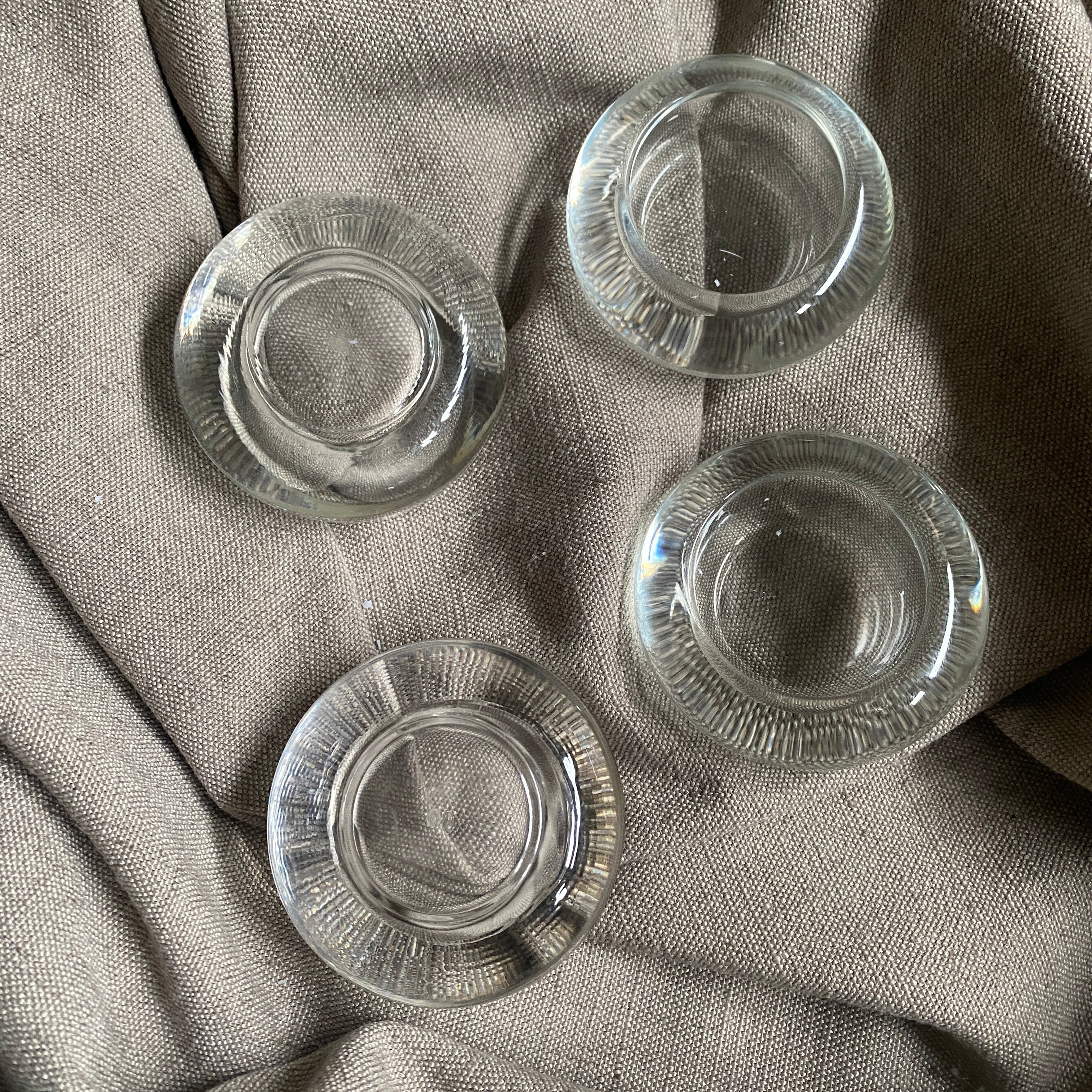 SET OF 4 CANDLEHOLDERS’