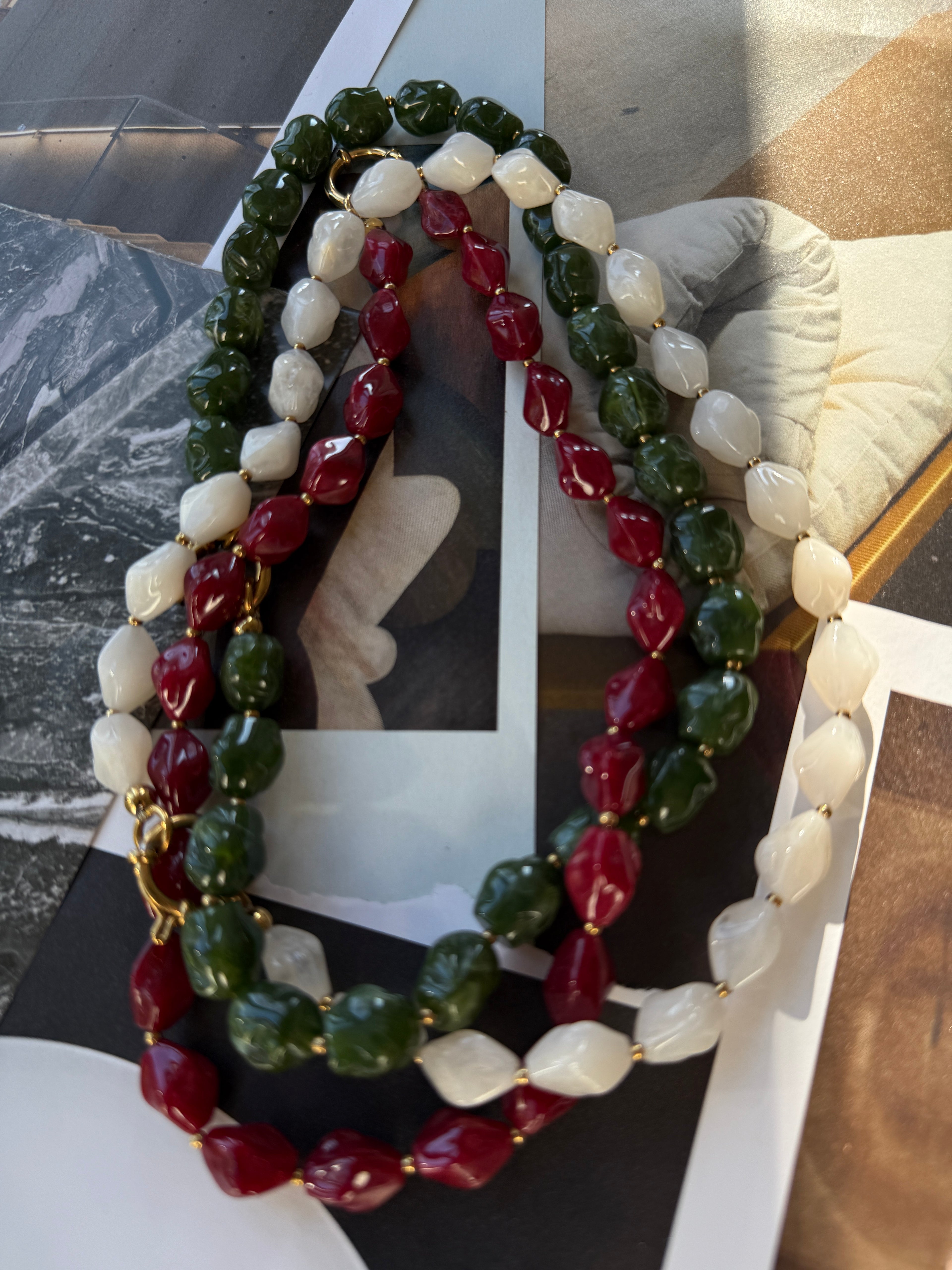 COLLIER PICHA / AVAILABLE IN DIFFERENT COLORS