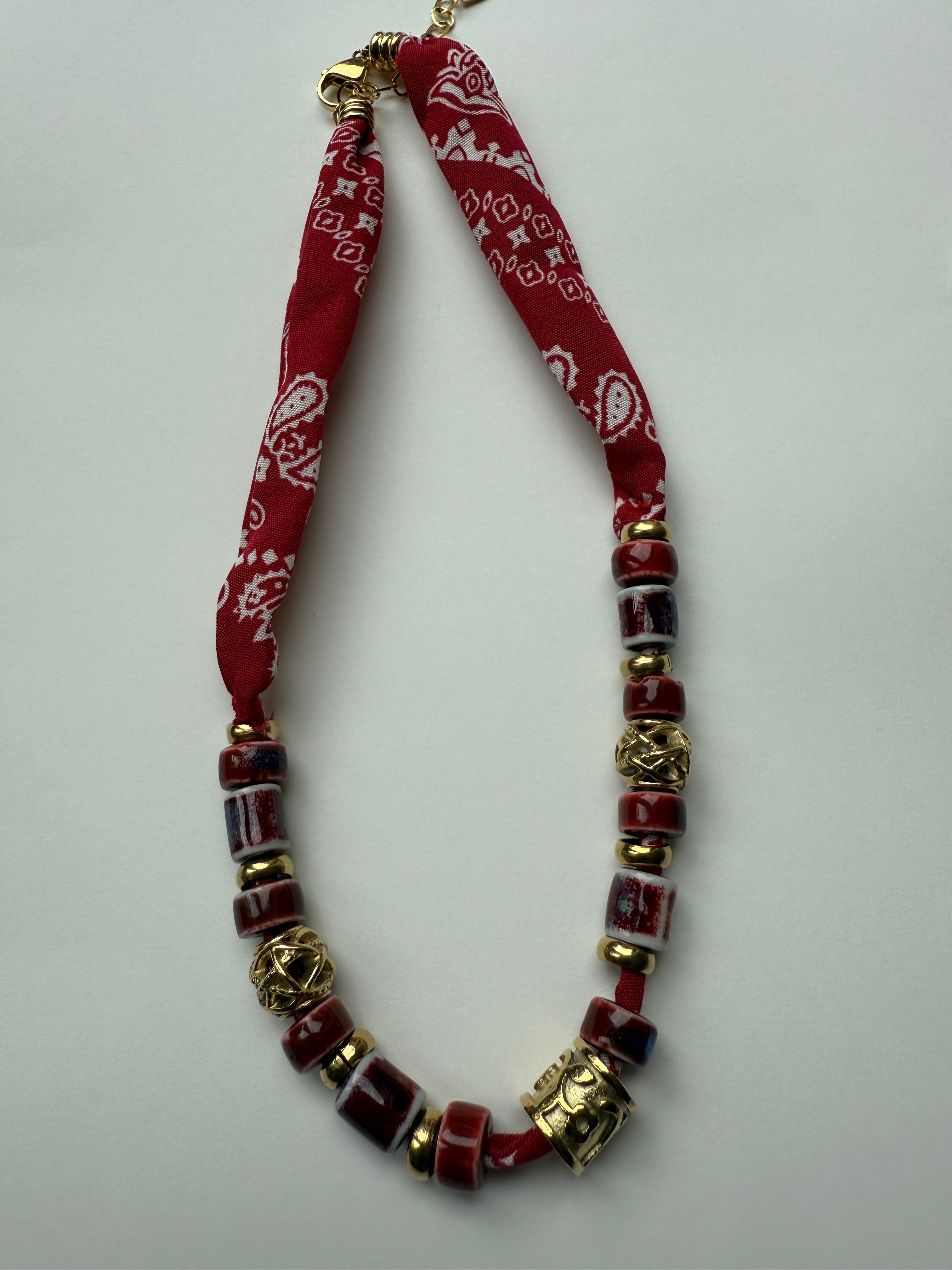 COLLIER BANDANA