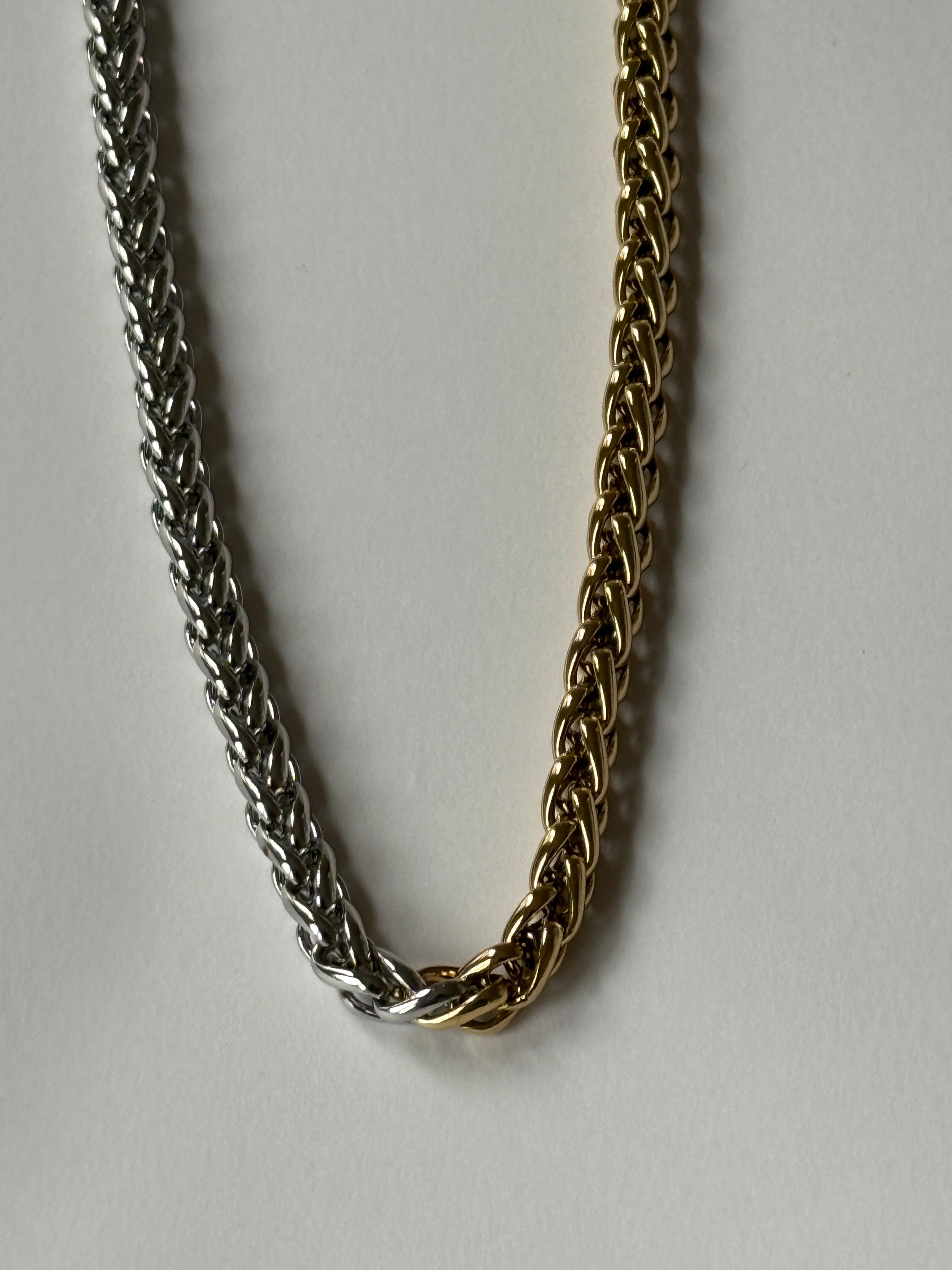 COLLIER DRUOT