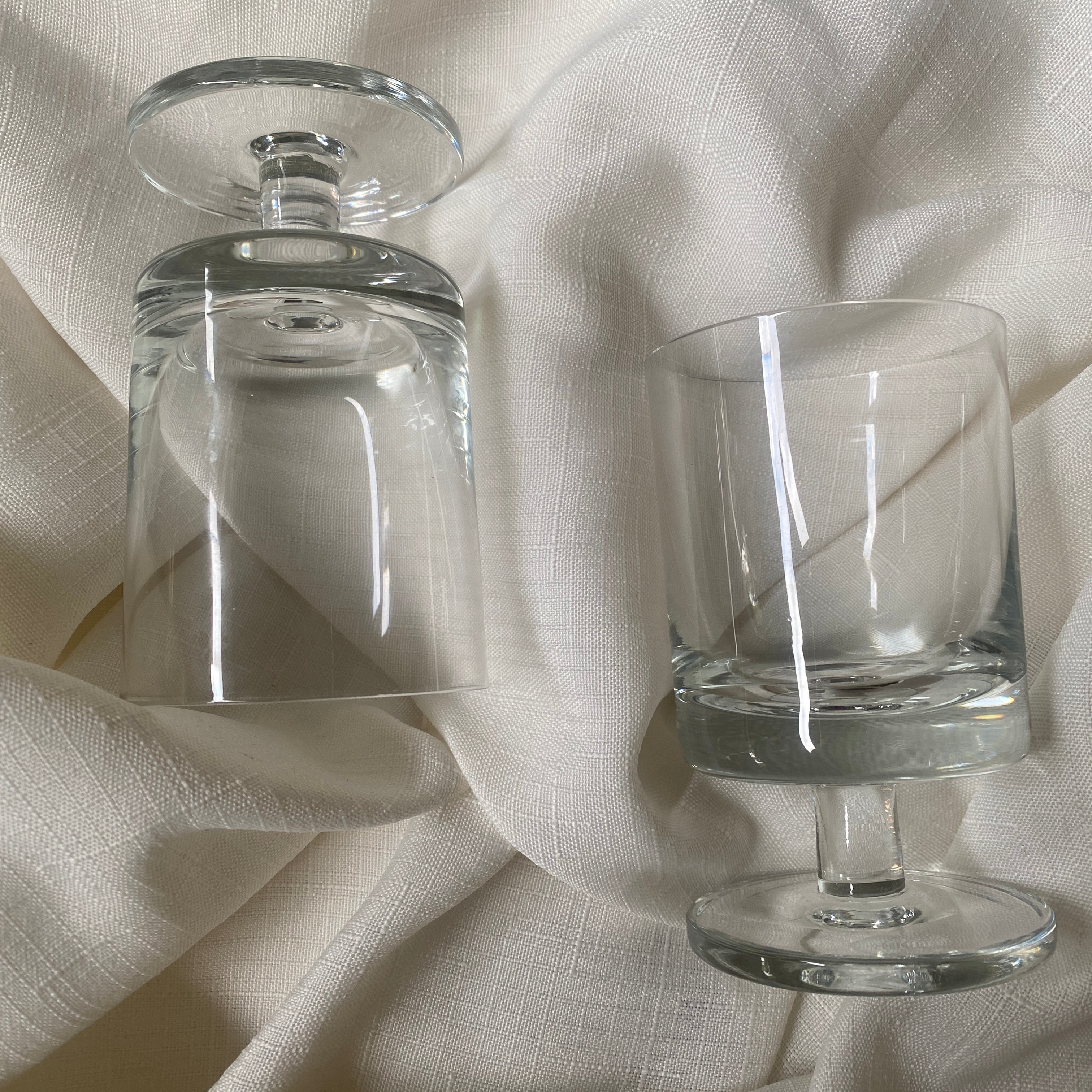 SET OF 2 GLASSES