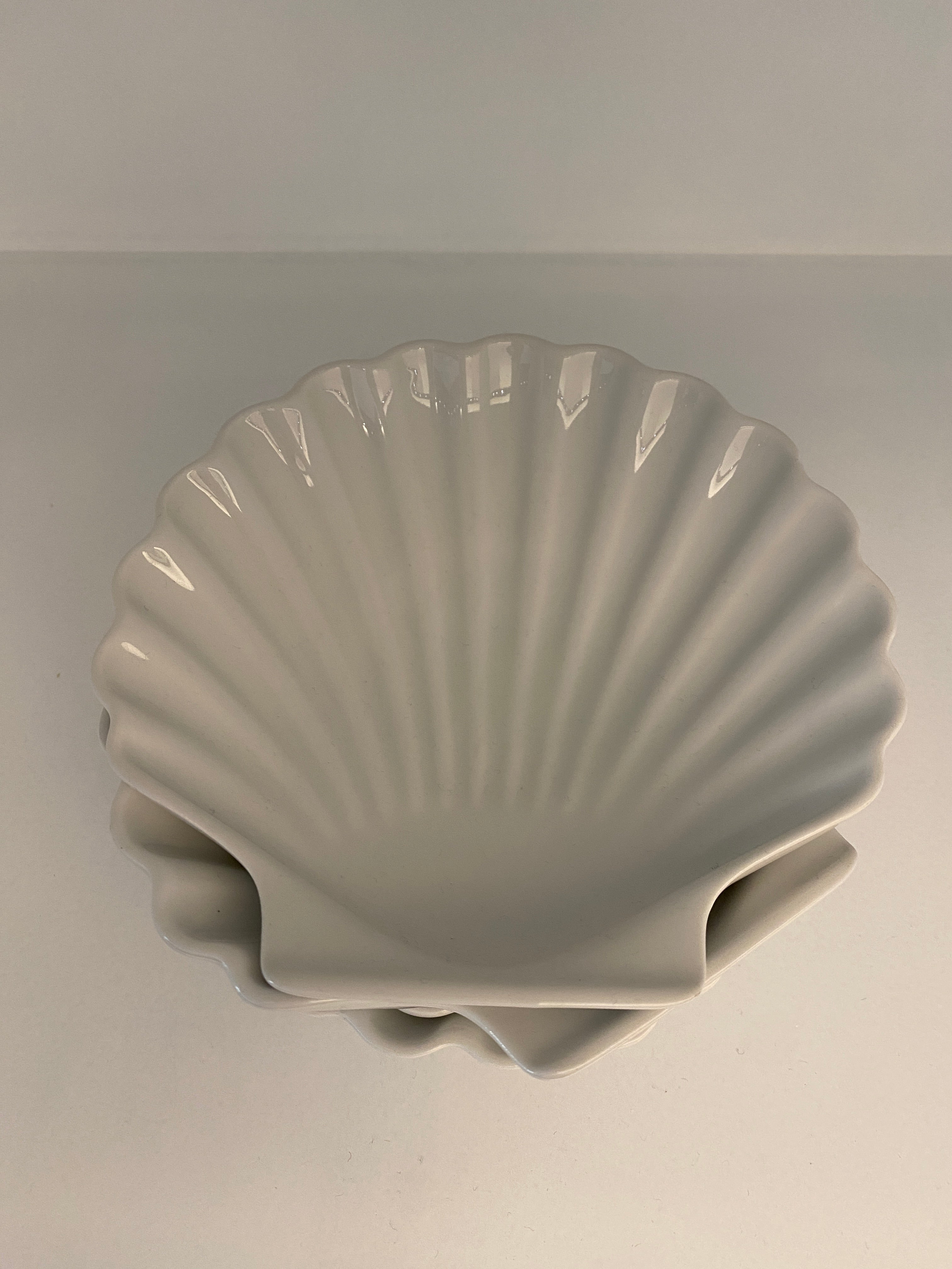 Small White Shell Plates