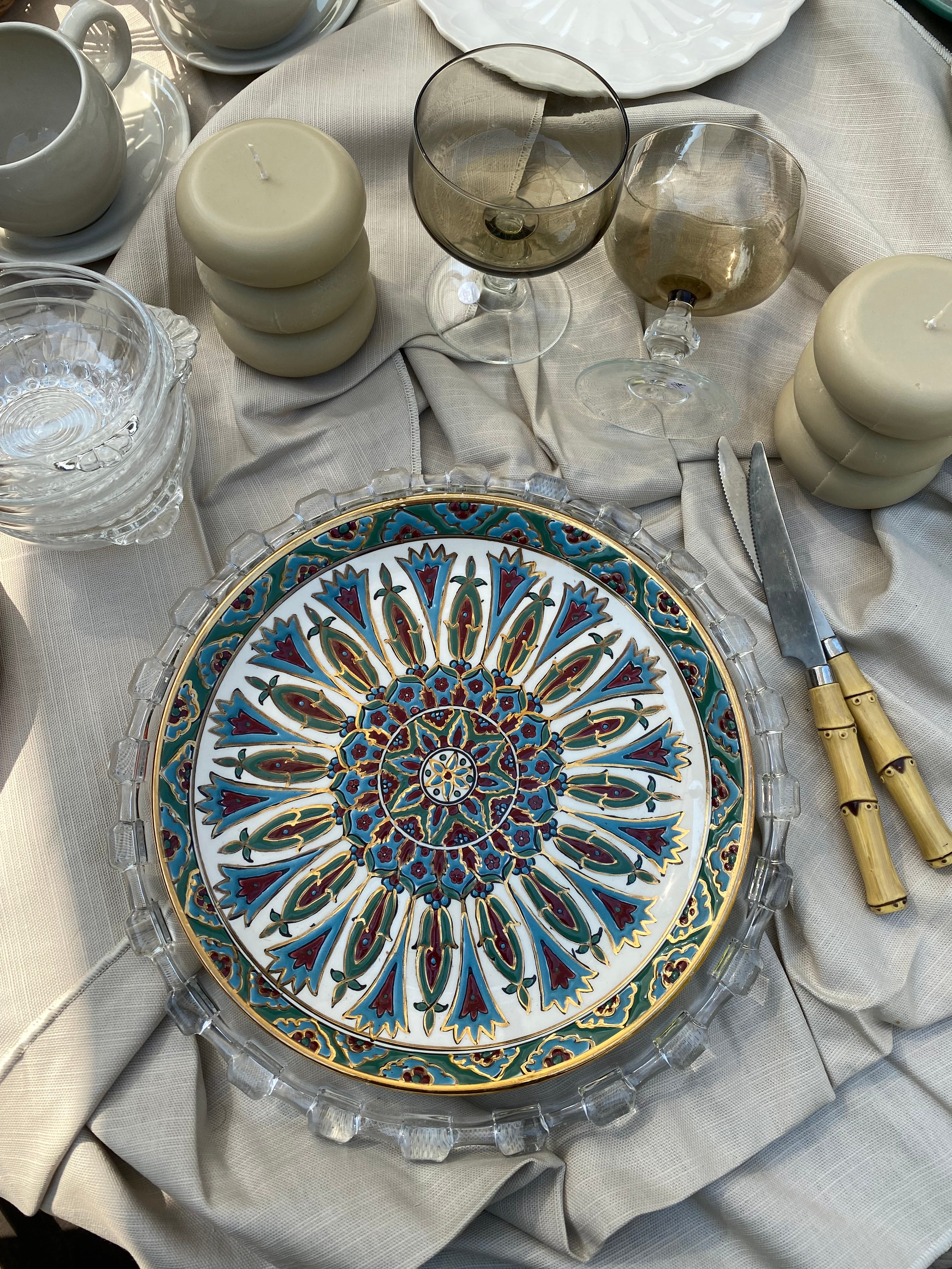CARTELA plate