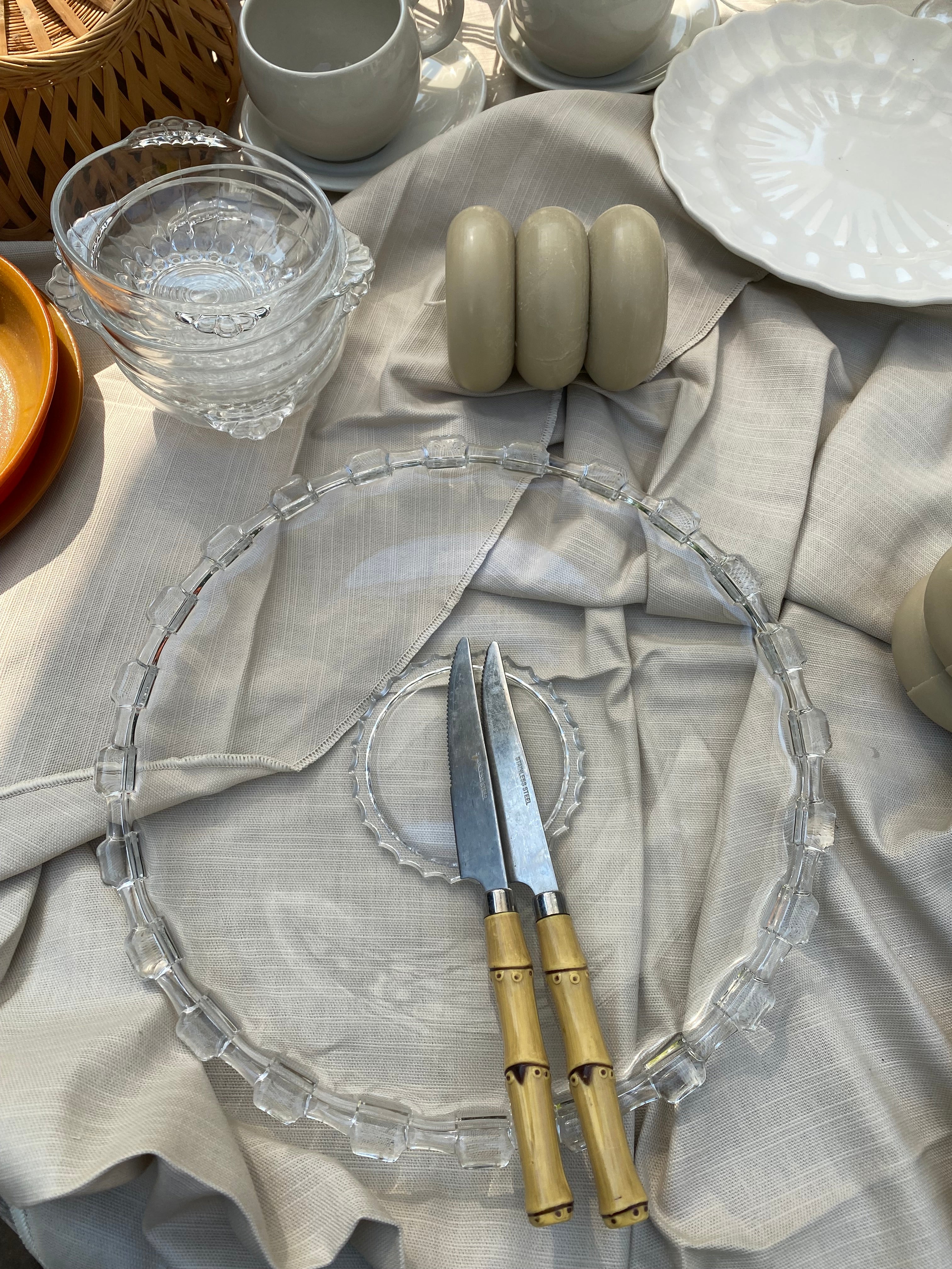 CARTELA plate